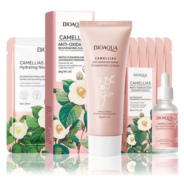 Camellias Youthful Glow & Moisturizing Skincare Set